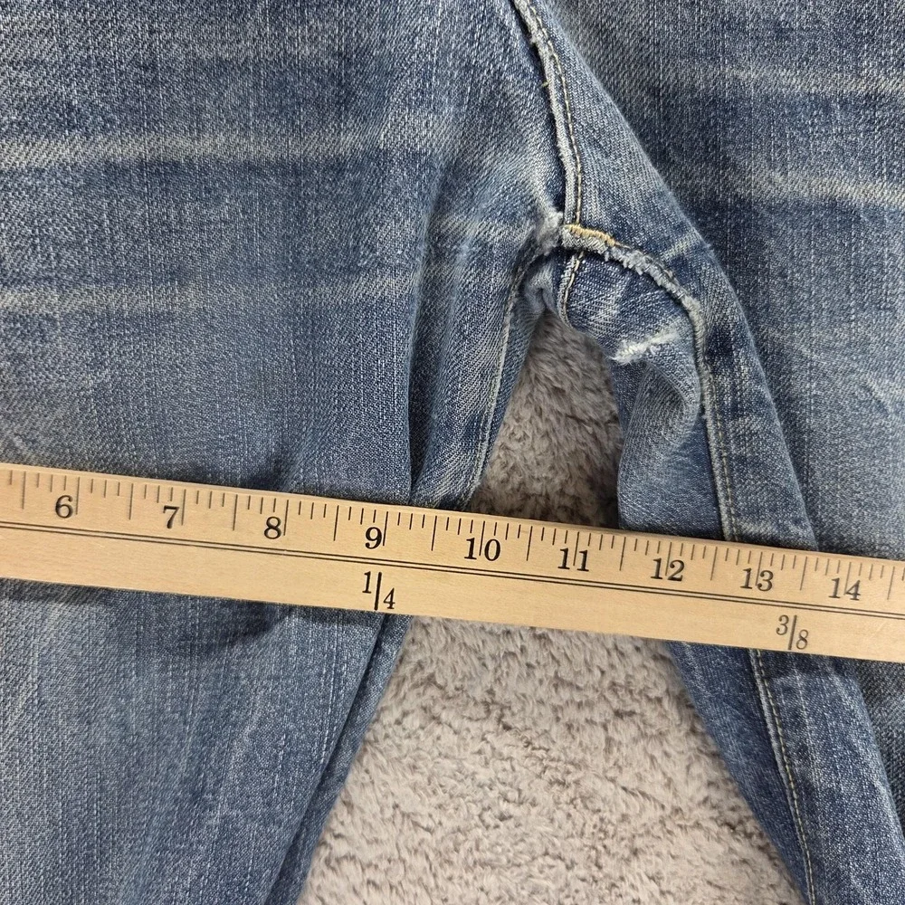 Vintage Levis Engineered Jeans Mens Blue Twisted Medium Wash Zip Fly Fits 34x30